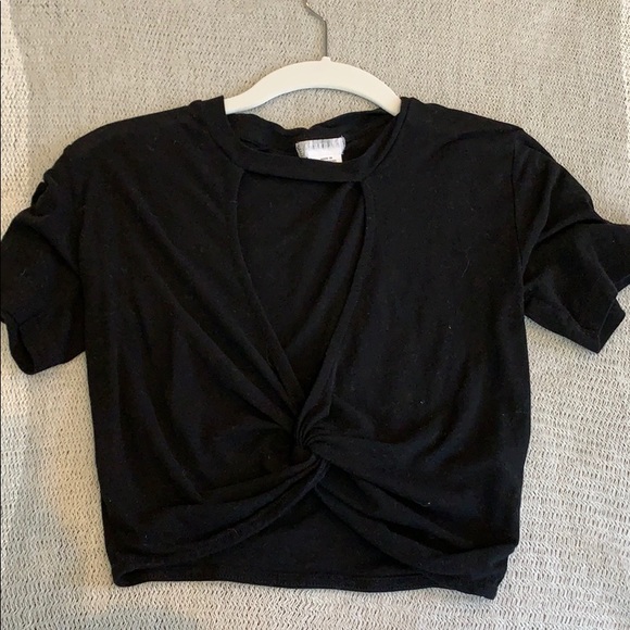 Black Crop Top - Picture 1 of 2